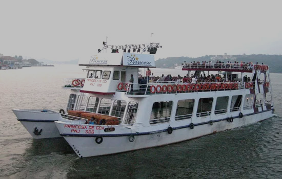 Goa Boat Cruises,Cruises in Goa,Book Cruises in Goa,Goa Backwater Trips,Boat Trips Goa